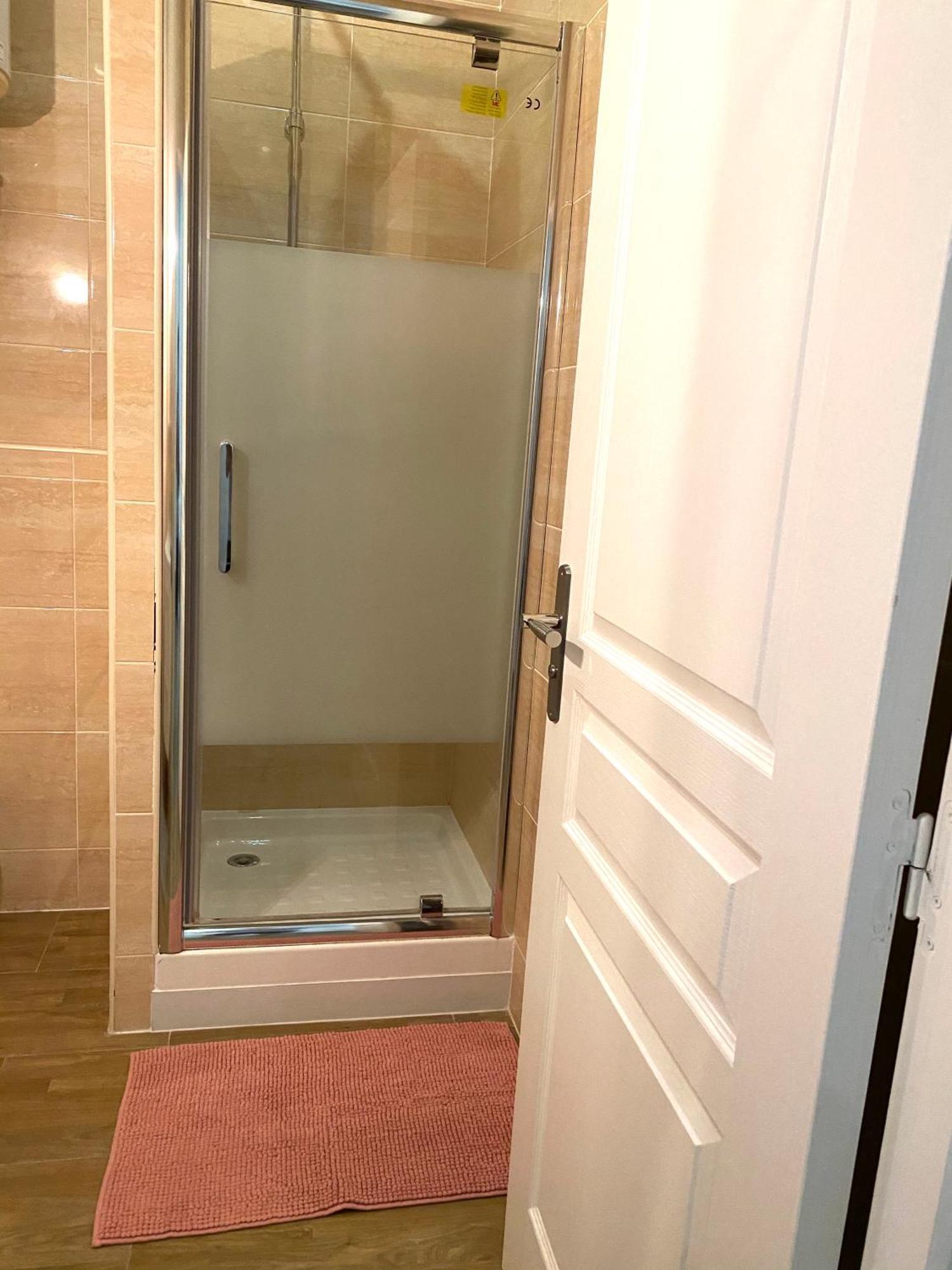 Rogier 6 Apartment Mons Bagian luar foto
